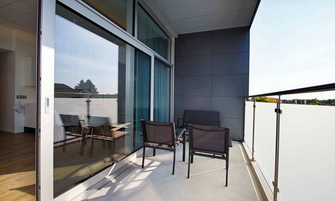 Naerum Apartment | Studio Apartment with Sunny Balcony for 4