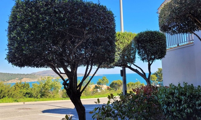 Banyuls-sur-Mer Apartment | Studio Cabin Sea View CLIM WIFI