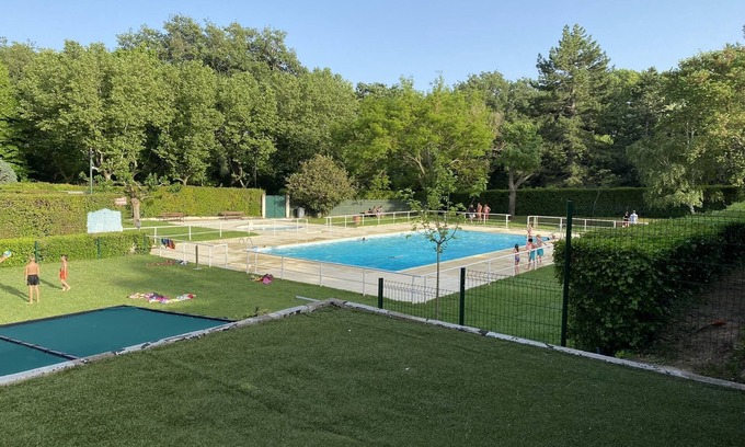 Sud Apartment | Studio Chic Avec Piscine, Parking Dans Résidence Arborée et Sécurisée