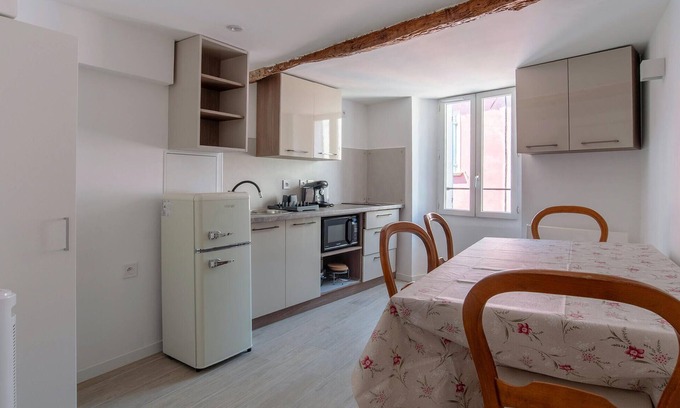 Sollies Pont Apartment | Studio coeur de ville