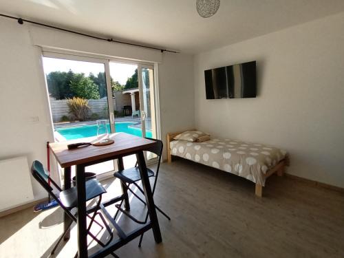 Montrevault-sur-Evre Apartment | Studio de la villa à la fosse à l'âne