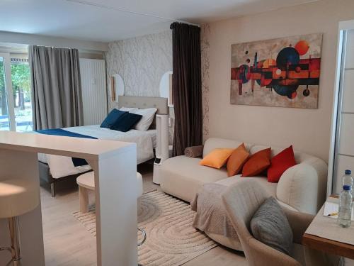 Houthalen Apartment | Studio Eik 105 at the pool in nature domain