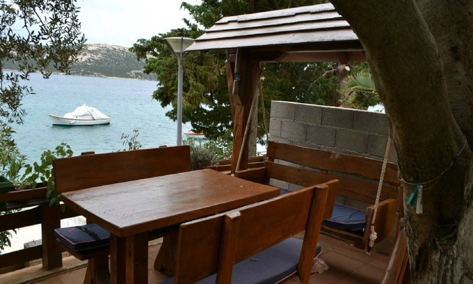 Stara Novalja Apartment | Studio flat near beach Stara Novalja, Pag (AS-4106-a)