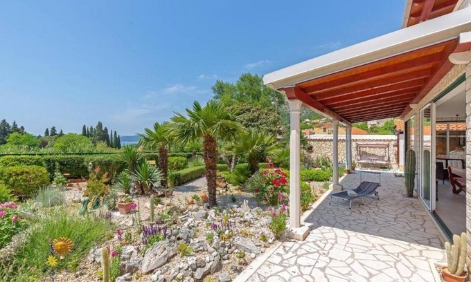 Trsteno Apartment | Studio flat with terrace Trsteno, Dubrovnik (AS-9107-e)