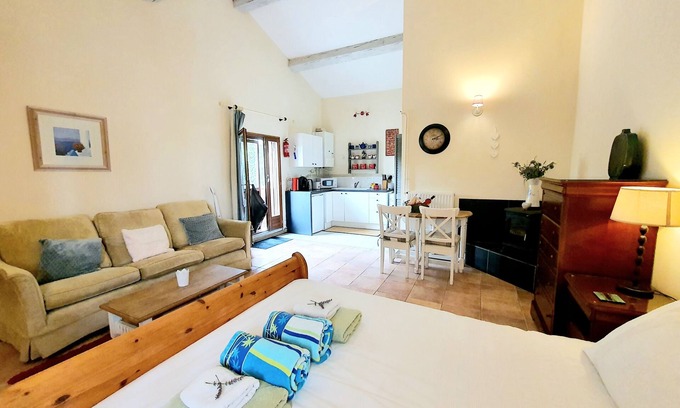Razac-d'Eymet Apartment | Studio for 2 people