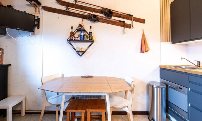Les Esserts Apartment | Studio in Morillon with Stunning Mountain Views