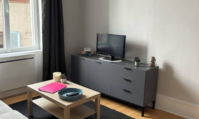 Gannat Apartment | Studio in the center of town. In the heart of Auvergne!