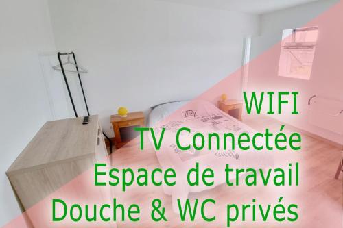 Avesnes-sur-Helpe Apartment | Studio - Le petit Château Avesnois - TV - WIFI - Sdb Privée - Cuisine Partagée