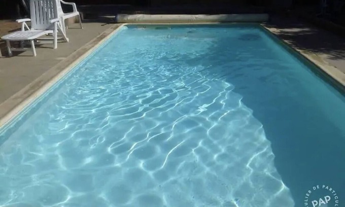 La Ferte-Gaucher Apartment | Studio Meublé Avec Piscine