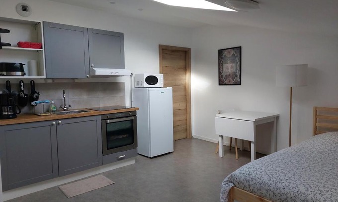 Corny-sur-Moselle Apartment | Studio mezzanine tout confort