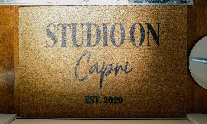 Brentwood Bed & Breakfast | Studio on Capri