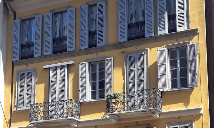 Milan Centre Apartment | Studio on two floors in an XVIII century building, just 500m from Duomo Square