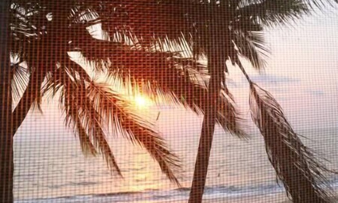 Libreville Apartment | Studio Sunset - Vue sur Mer/Pied dans l'eau
