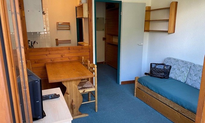 Valfrejus Apartment | Studio terrace with beautiful view and direct access to all hiking trails; sleeps 4