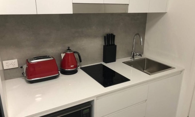 Adamstown Apartment | Studio with Disability Access
