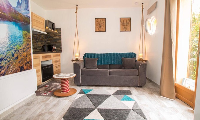 Pannes Apartment | Studio with heated above-ground pool & private SPA 1.30 from Paris