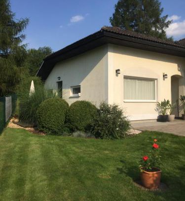 Police nad Metuji Apartment | Studiový apartmán V Zahradě