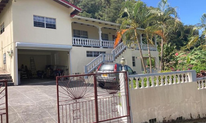 Grand Roy Apartment | Stunning 2-Bed Apartment in Grand Roy Grenada