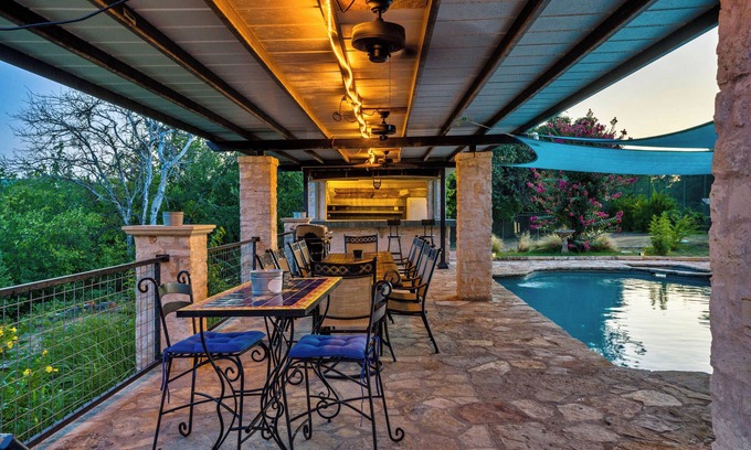 Paleface Lake Country Estates House | Stunning 7 BDR Home w/Pool & Guest Home, Perfect for Family Reunions!