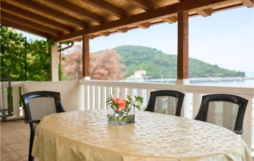 Saplunara Apartment | Stunning Apartment In Saplunara