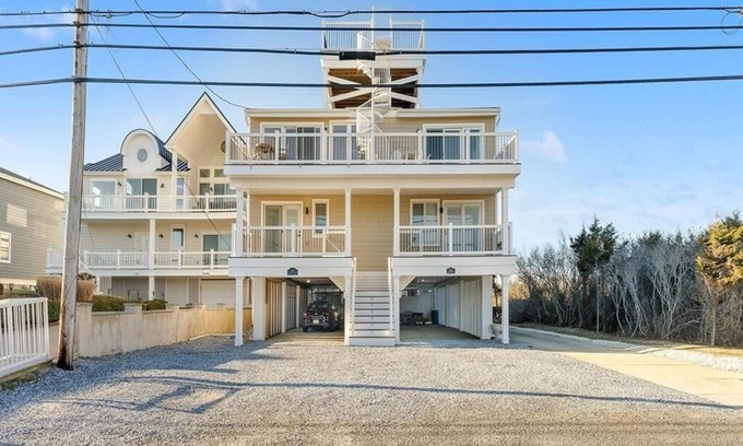 Dennisville House | Stunning Beach Front Home with Amazing Views!