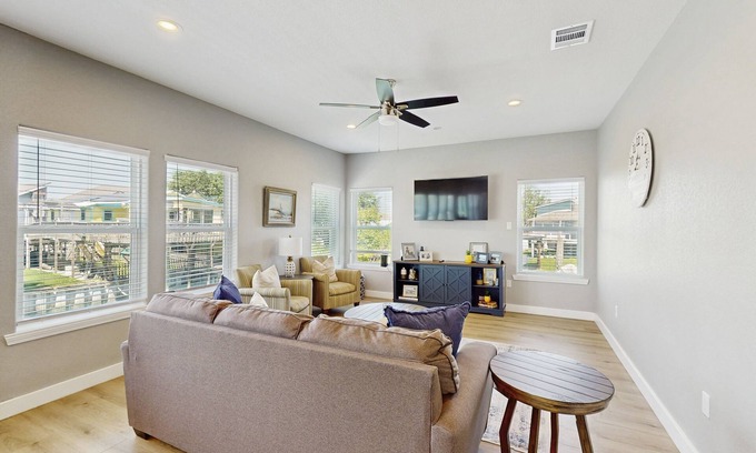 Dickinson House | Stunning canal front, dog friendly home with private deck and gas grill