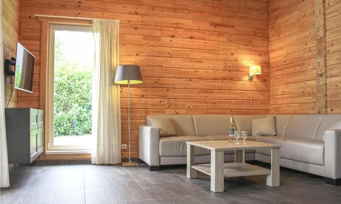 Heel House | Stunning Home In Heel With Lake View