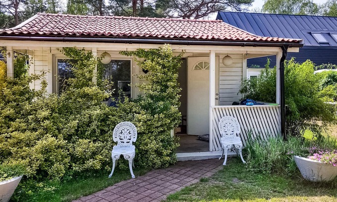 Ljunghusen House | Stunning home in Höllviken with WiFi