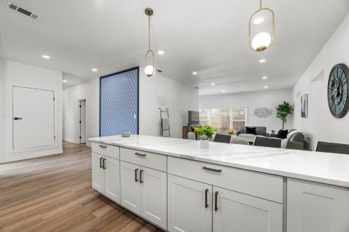Northeast Dallas House | Stunning Modern Home Near White Rock Lake!