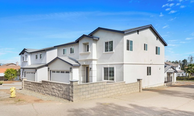 Corona House | Stunning Modern Sanctuary Welcome Temporary Healthcare Professionals