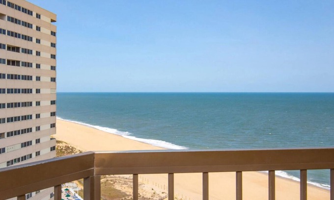 North Ocean City Hotel | Stunning Ocean View Stay w/Balcony | Outdoor Pool Access | Beach Getaway
