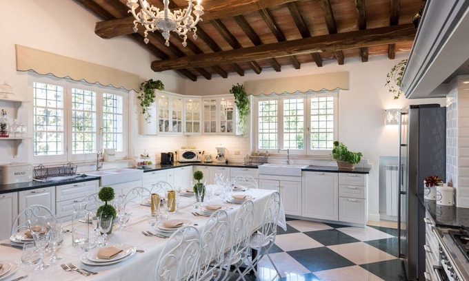 Torrita Tiberina Villa | Stunning private villa with A/C, sauna, WIFI, hot tub, TV, patio, panoramic view and parking