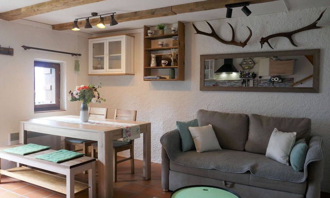 Acquarossa House | Stunning private villa for 4 people with WIFI, patio and parking