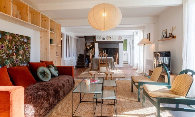 Canapville Villa | Stunning private villa for 6 people with WIFI, TV, terrace and parking