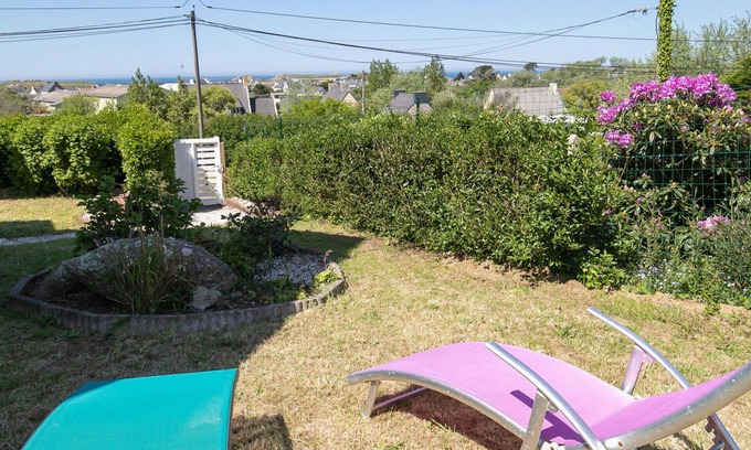 Porspoder House | Stunning private villa for 4 people with WIFI, TV, pets allowed and parking