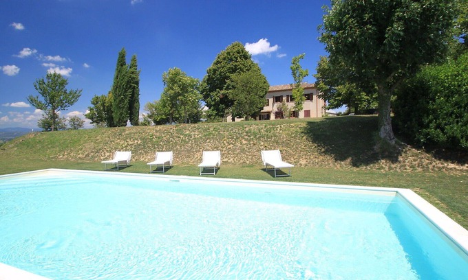 Citerna House | Stunning private villa with WIFI, private pool, TV, patio, pets allowed, panoramic view and park.