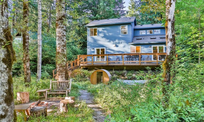 Brightwood House | Stunning Riverfront Getaway, *Pet Friendly*, Barrel Sauna, Huge Deck, Game Room, Fire-Pit, Pool
