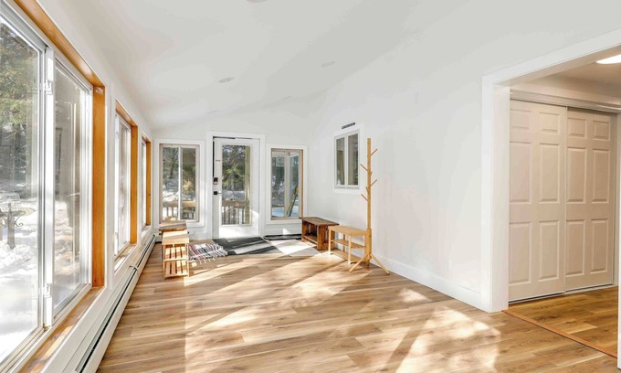 Sunapee House | Stunning Sunapee Lake Getaway w/Hot Tub!