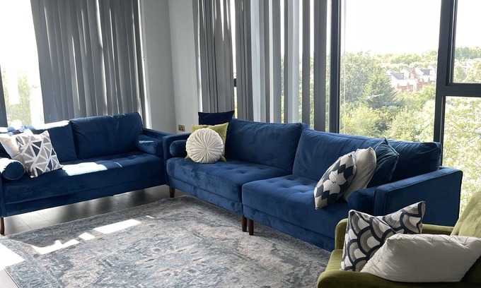 Brondesbury Park Apartment | Stunning top floor flat minutes from Kensington