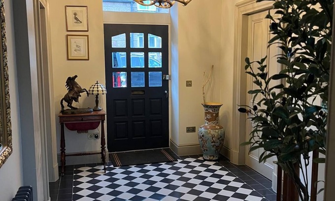 Ballater House | Stunning, traditional lodge in the heart of Ballater, Royal Deeside, Scotland