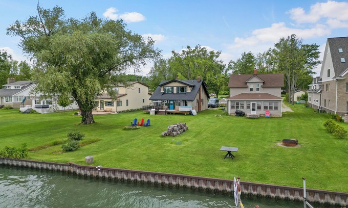 Pearl Beach House | Stunning views at St Clair Blues, Hot Tub, Kayak