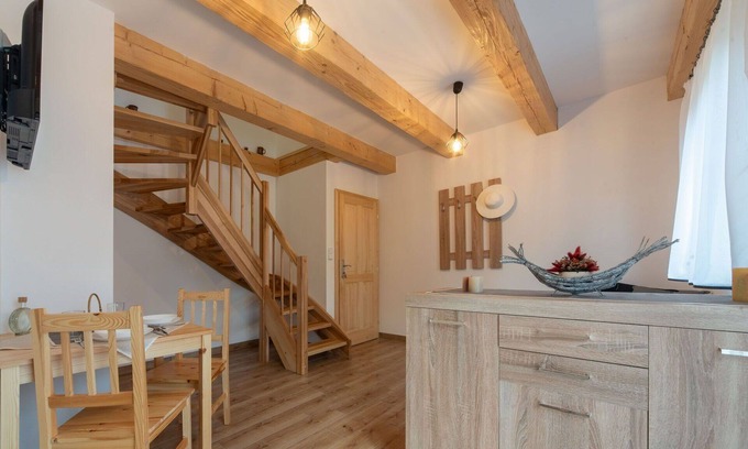 Straz nad Nezarkou House | Stunning villa for 5 guests with WIFI, TV, terrace, pets allowed and parking
