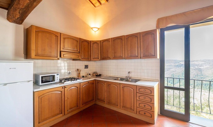 Montebonello House | Stunning villa with A/C, private pool, WIFI, TV, pets allowed, panoramic view and parking