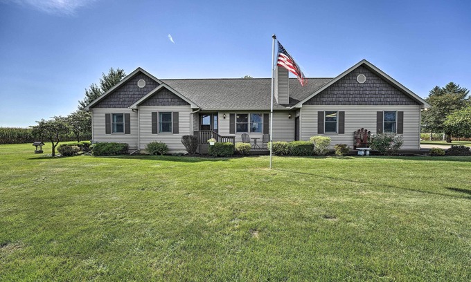 Sturgis House | Sturgis Home w/Yard < 1 Mi to Minnewaukan Lake