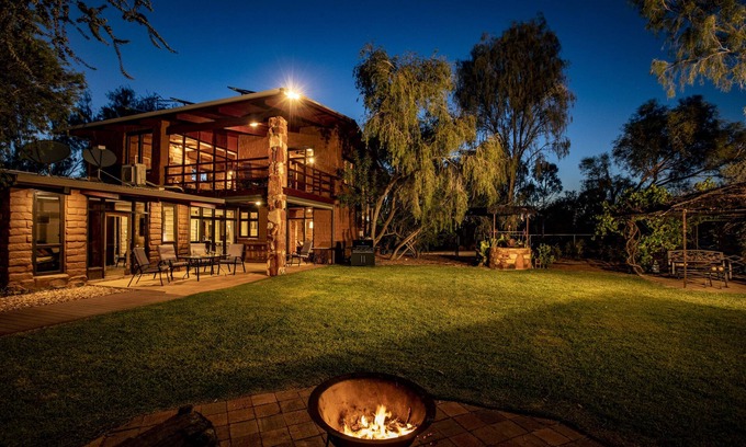 Connellan House | Sturt Desert Pea House