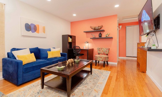 Sunnyvale Apartment | 🌟 Stylish 2B2B Retreat in the Heart of the Silicon Valley