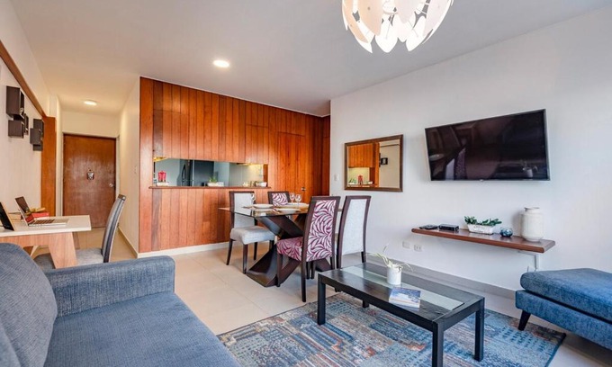 Leuro Apartment | Stylish 2br2bth Apt With King Bed In Miraflores