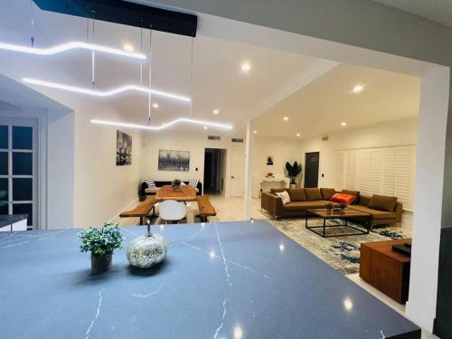 Golden Glades House | Stylish 3-Bed, 2-Bath Miami Home Near Downtown