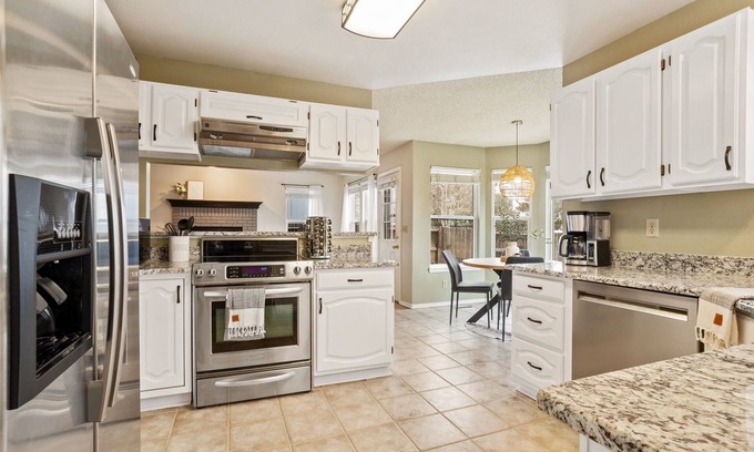 Briargate House | Stylish 5-Bedroom Retreat in Briargate – Family-Friendly with Spacious Backyard!