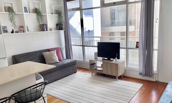 Bondi Beach Apartment | Stylish BONDI BEACH unit - 250m to the sand